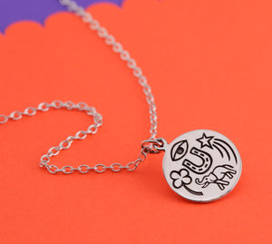 Lucky Amulet on Cable Chain {"urlParam":"envisico=%7B%22canvas%22%3A%22f5e1772%22%2C%22layers%22%3A%5B%7B%22strand%22%3A%22c8bf04c%22%2C%22focal%22%3A%22c8befeb%22%7D%5D%2C%22f%22%3A1%7D"}